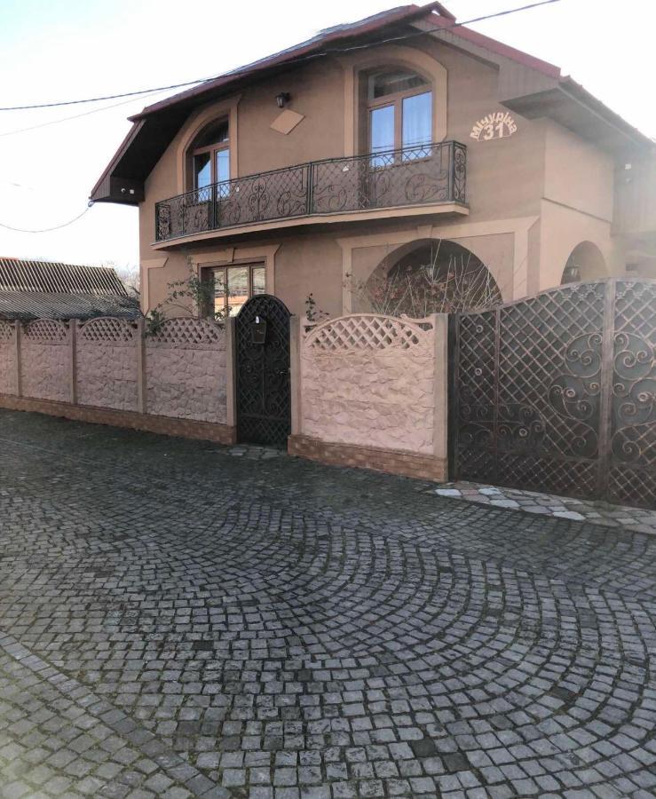 Катерина Hotel Chynadiyovo Екстериор снимка