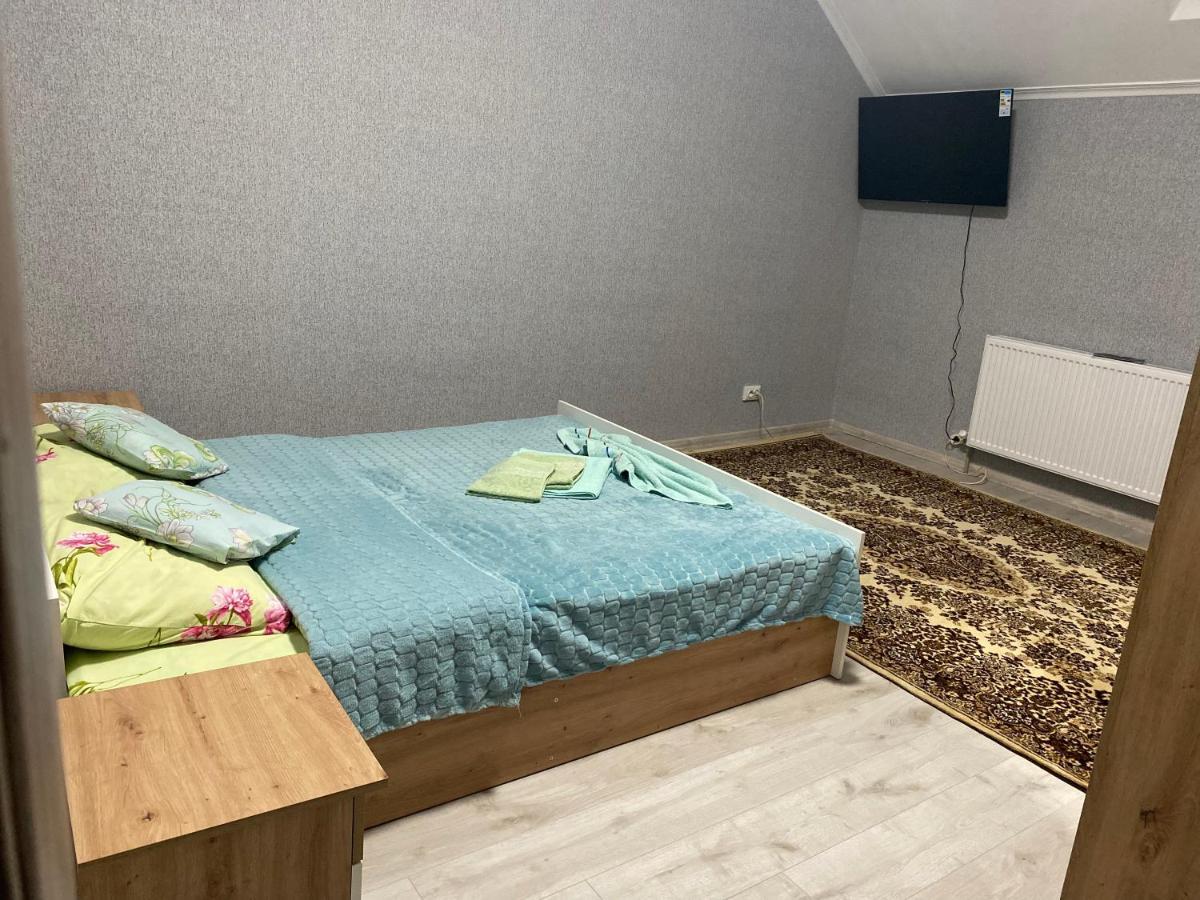 Катерина Hotel Chynadiyovo Екстериор снимка