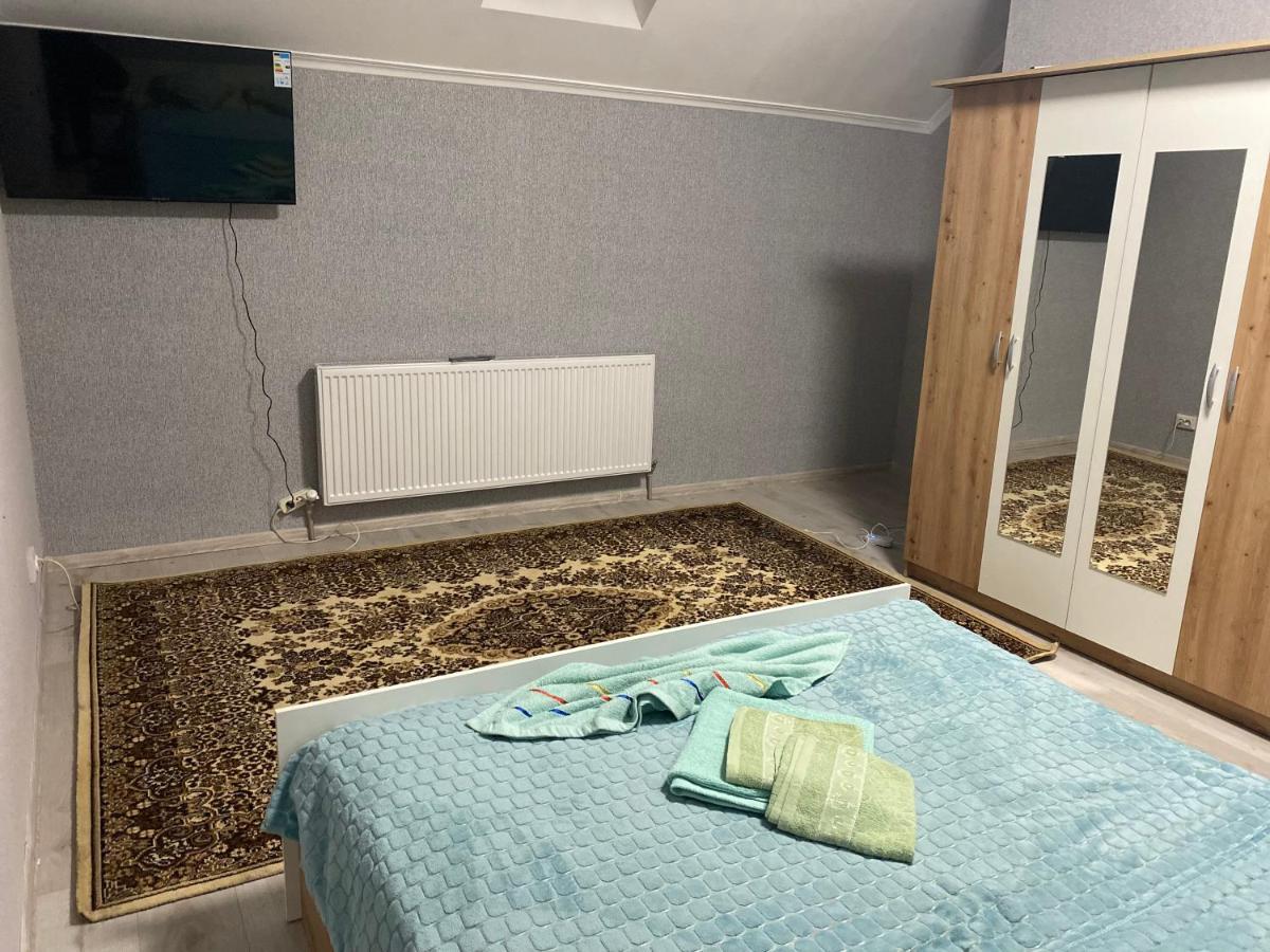 Катерина Hotel Chynadiyovo Екстериор снимка