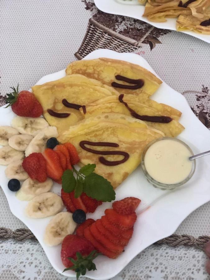 Катерина Hotel Chynadiyovo Екстериор снимка